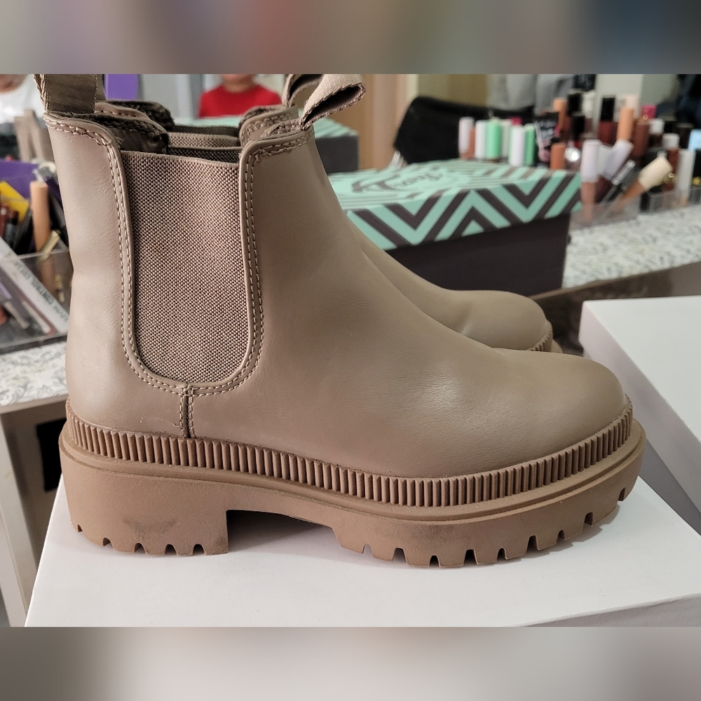 boots